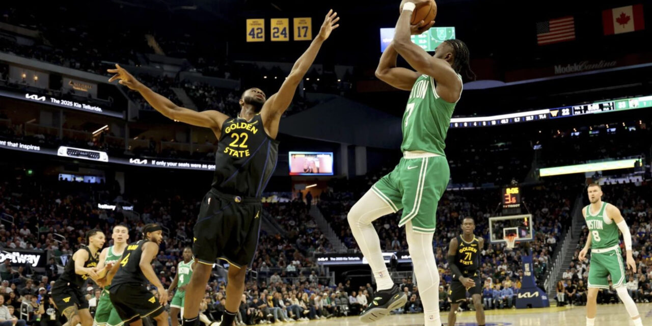 Celtics propinan 125-85 a Warriors, su derrota más abultada en casa en 40 años