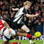 Newcastle pone contra las cuerdas al Arsenal en Copa de la Liga