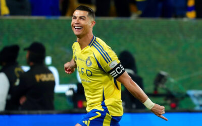 CR7 hizo su gol 60 en 60 partidos en la liga saudí. Su tanto y los dos de Mané dieron el triunfo ante Al Okhdood