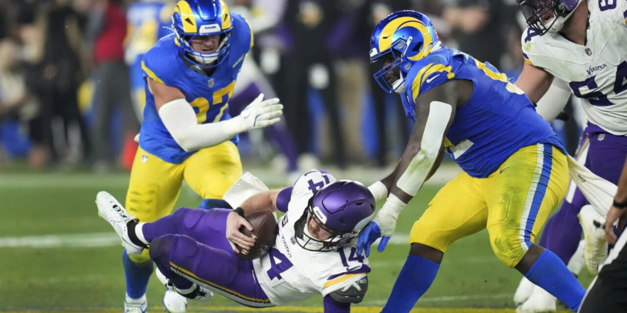 Los Rams aplastan 27-9 a los Vikings en partido de comodines disputado en Arizona