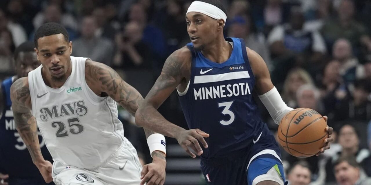 McDaniels impone récord personal de 27 puntos y Wolves superan a Mavs por 115-114