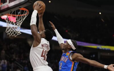 Cavaliers vencen 129-122 a Thunder y le cortan racha de 15 victorias