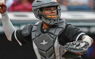 Los Padres acuerdan contrato con el receptor Martín Maldonado