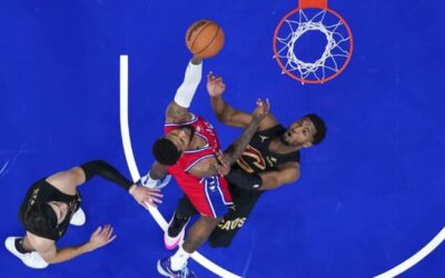 76ers superan a Cavaliers por 132-129 y rompen racha de 7 derrotas