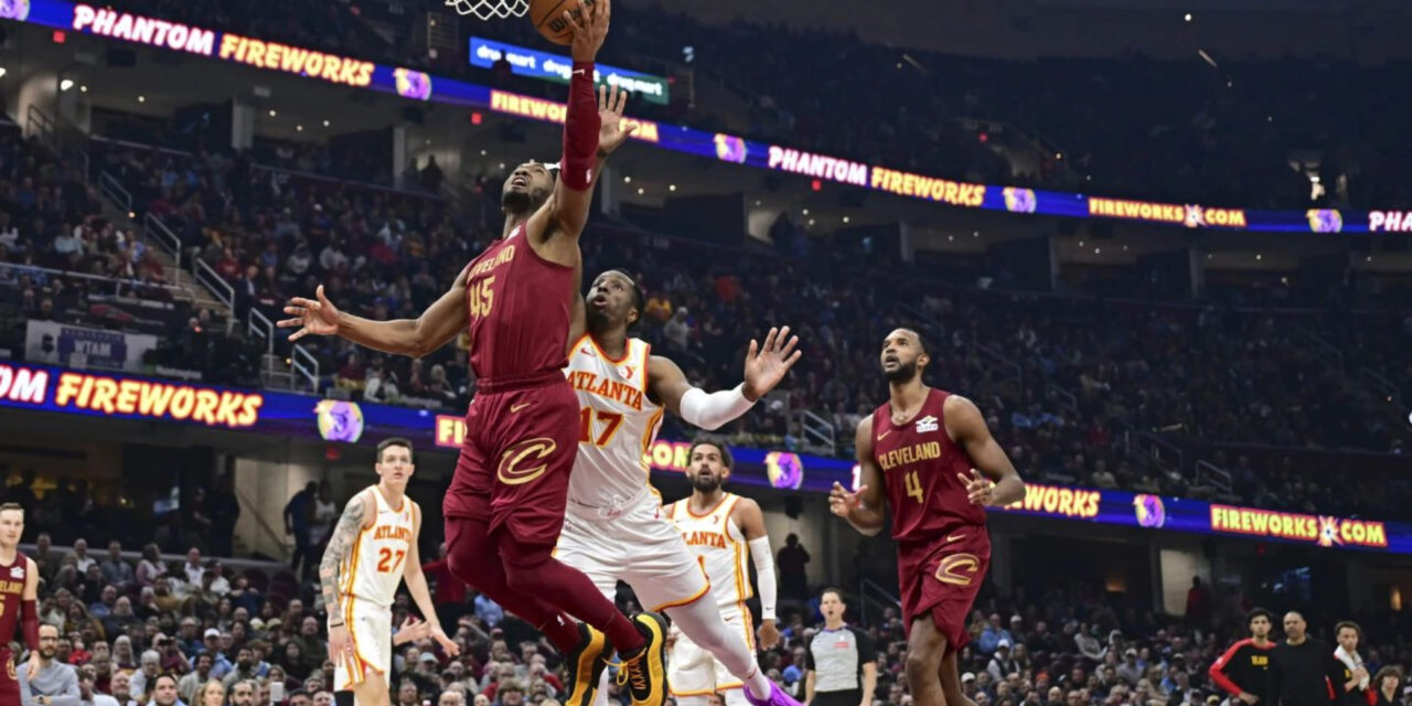 Garland y Mobley, recién elegidos al Juego de Estrellas, llevan a Cavs a triunfo 137-115 ante Hawks