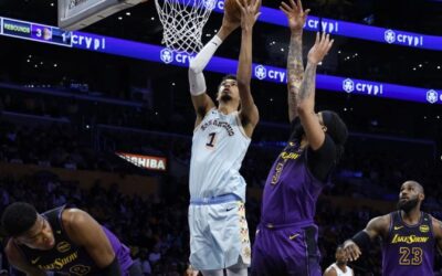 Lakers caen ante Spurs por 126-102 en su primer partido tras aplazamientos por incendios