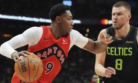 Barrett brilla y Raptors doblegan 110-97 a Celtics, que los habían vencido 10 veces seguidas