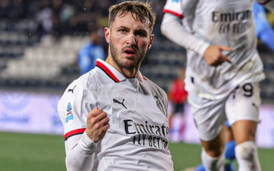 Santiago Gimenez brilla con el AC Milan anota golazo