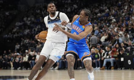 Naz Reid anota 27 puntos y guía a Timberwolves diezmados a triunfo de 116-101 ante Thunder