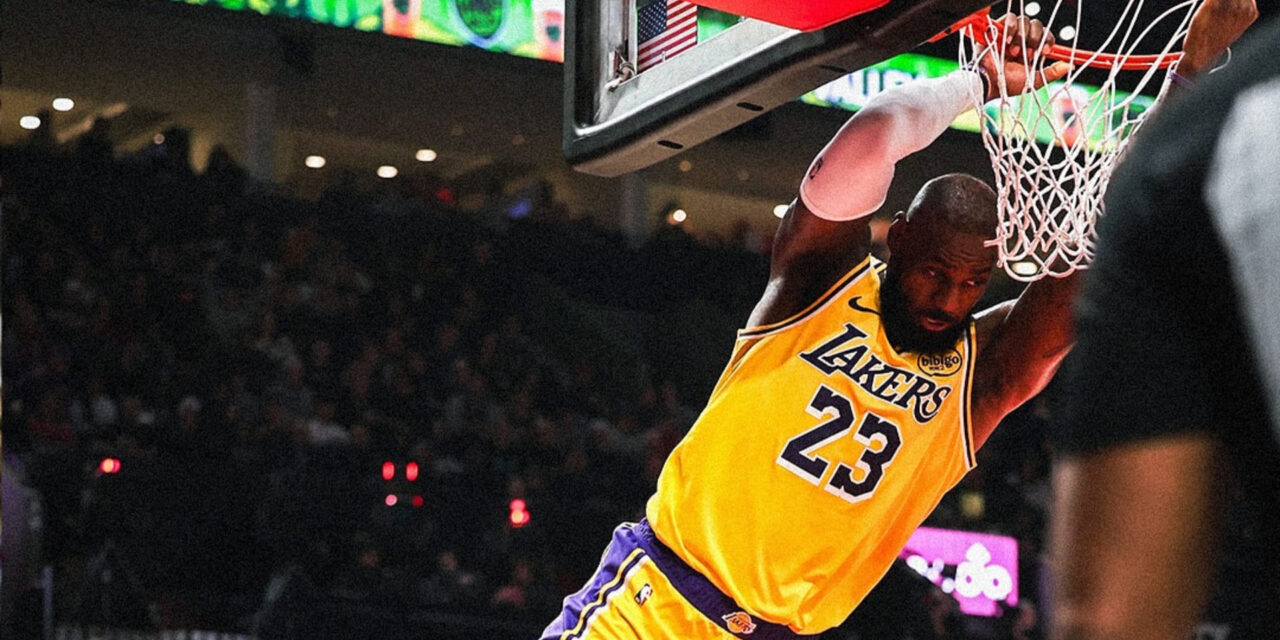 LeBron anota 40 puntos y guía a Lakers hacia victoria 110-102 sobre Blazers