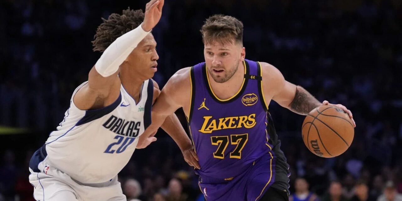 Doncic logra triple-doble ante su equipo anterior y Lakers derrotan 107-99 a Mavericks