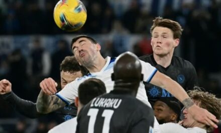 Nápoles empata contra la Lazio (2-2) y abre la puerta del liderato al Inter