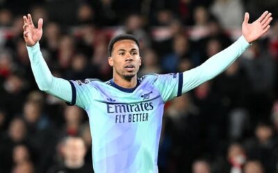Liverpool se aleja en la Premier League tras otro tropiezo de Arsenal