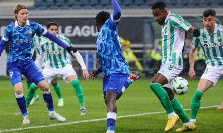 El Betis ya mira a los octavos tras golear en el campo del Gante