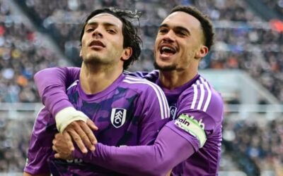 Raúl Jiménez encabeza remontada de Fulham en Premier League