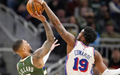 Lillard lidera a los Bucks en victoria 135-127 sobre los 76ers, sin contar con Antetokounmpo