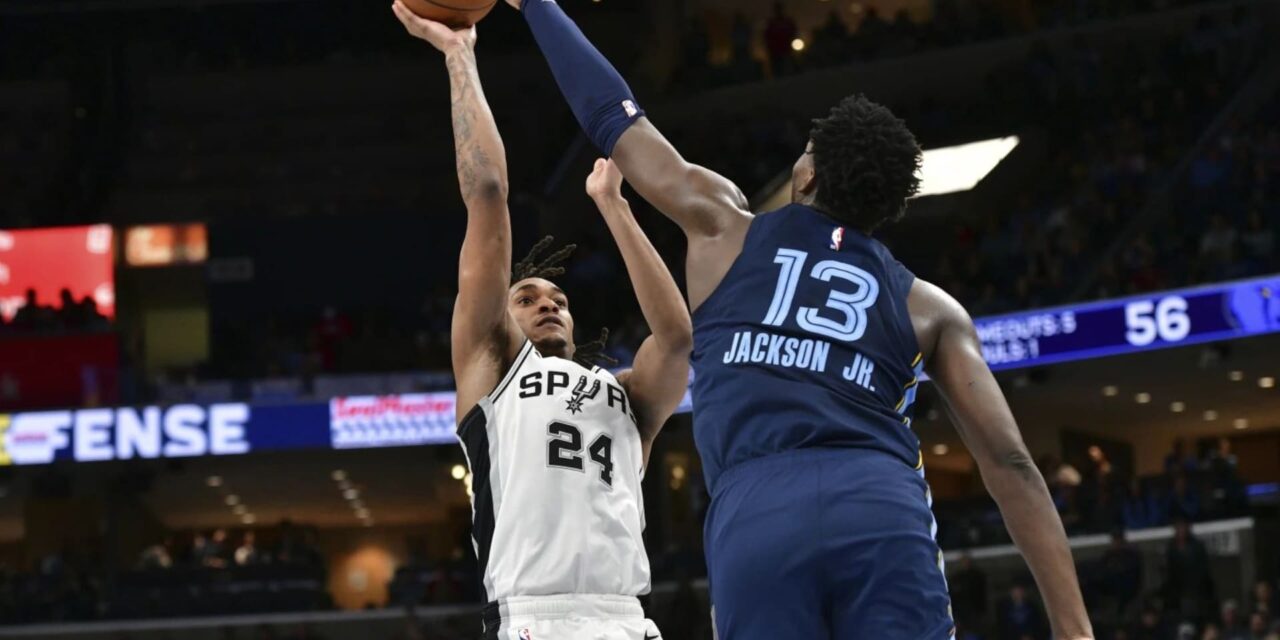 Jarren Jackson Jr. y GG Jackson lideran victoria 128-109 de Grizzlies ante Spurs