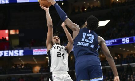 Jarren Jackson Jr. y GG Jackson lideran victoria 128-109 de Grizzlies ante Spurs