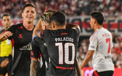 Estudiantes se llevó un triunfazo del Monumental: venció 2-0 a River, lo dejó sin invicto