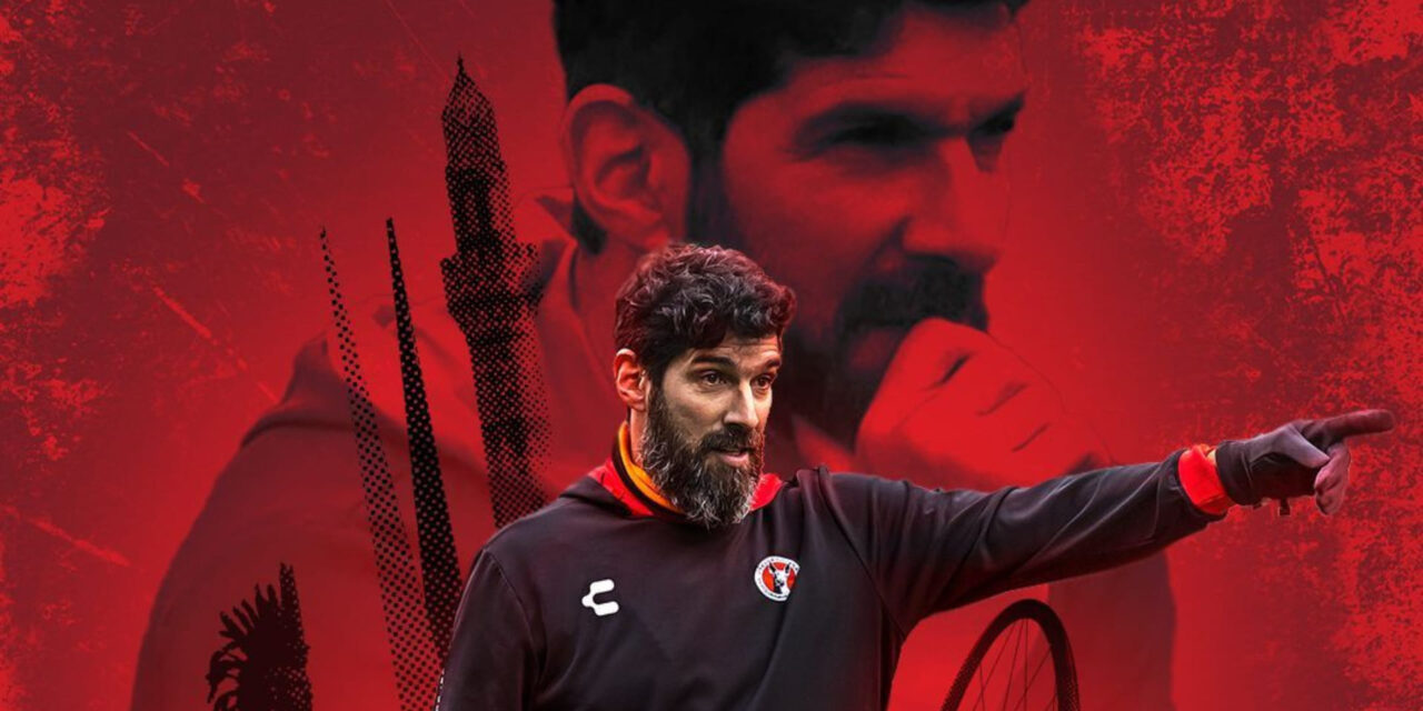 Sebastián ‘Loco’ Abreu es nuevo entrenador de Xolos