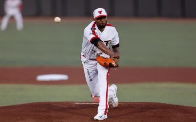 Toros de Tijuana venció 6-2 a Rieleros de Aguascalientes para emparejar la serie