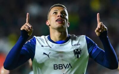 Rayados se impone a León