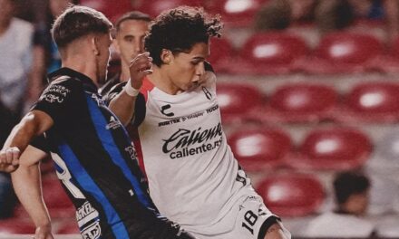 Atlas se impone a Gallos