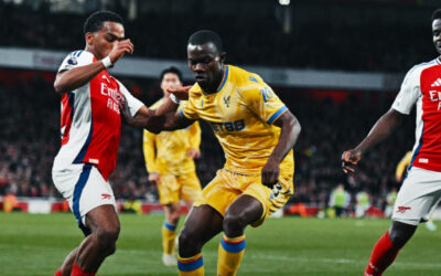 Arsenal no puede con Crystal Palace y Liverpool sonríe