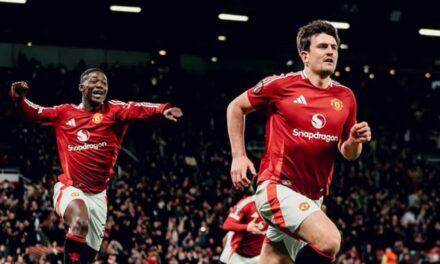 Manchester United remonta ante el Lyon en el último suspiro de la prórroga