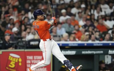 Novato Smith suma 2 jonrones y 4 impulsadas para que Astros se impongan 6-4 a Padres