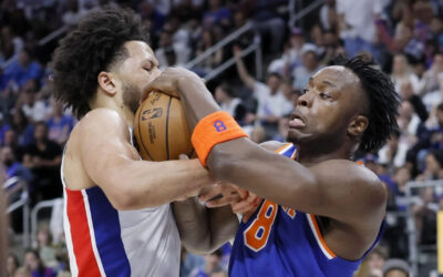 Knicks vencen 118-166 a Pistons para tomar ventaja de 2-1 en la serie de primera ronda