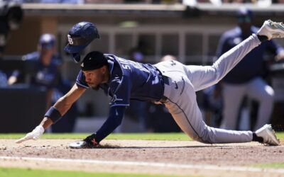Novato Simpson logra 3 hits mientras Rays barren con victoria de 4-2 a Padres