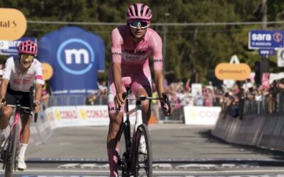 Del Toro sigue de rosa en el Giro tras el primero de dos grandes duelos de montaña