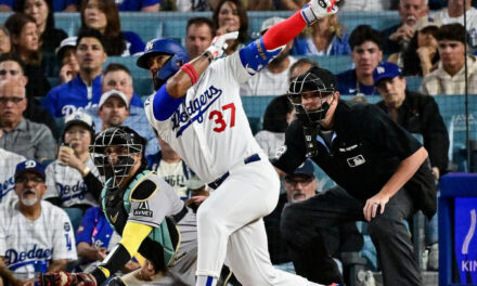 Jonrón de tres carreras de Hernández frente a Burnes da triunfo a Dodgers 3-1 sobre Diamondbacks