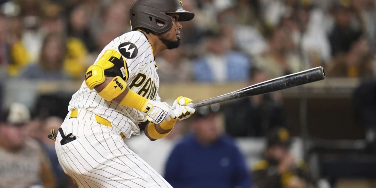 Arráez impulsa carreras del empate y la ventaja en remontada de los Padres, que vencen 8-6 a Marlins