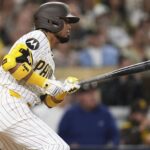 Arráez impulsa carreras del empate y la ventaja en remontada de los Padres, que vencen 8-6 a Marlins