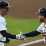 Bravos vencen 4-3 a los Dodgers y terminan con racha de siete triunfos de los campeones
