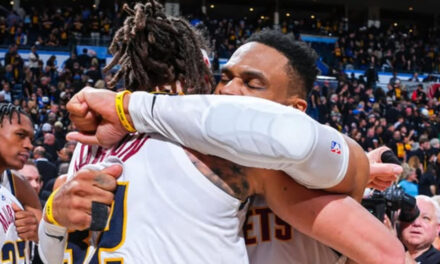 Nuggets vencen con tiro ganador de Gordon al Thunder para inicar la serie de semifinales en el Oeste