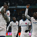 Chelsea golea 4-1 a Djurgården en semifinales de la Conference League. Betis supera 2-1 a Fiorentina