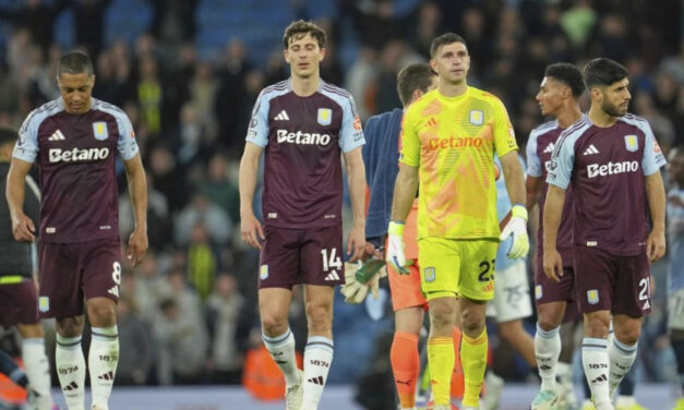 Aston Villa se queja por cambio de calendario en la Liga Premier