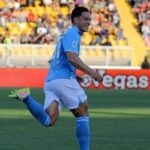 Nápoles gana 1-0 en Lecce y apuntala su liderato