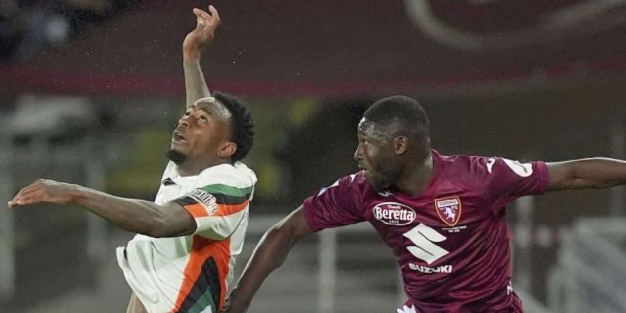 Penal de Torino frustra esperanzas de Venezia de salir de la zona de descenso en la Serie A