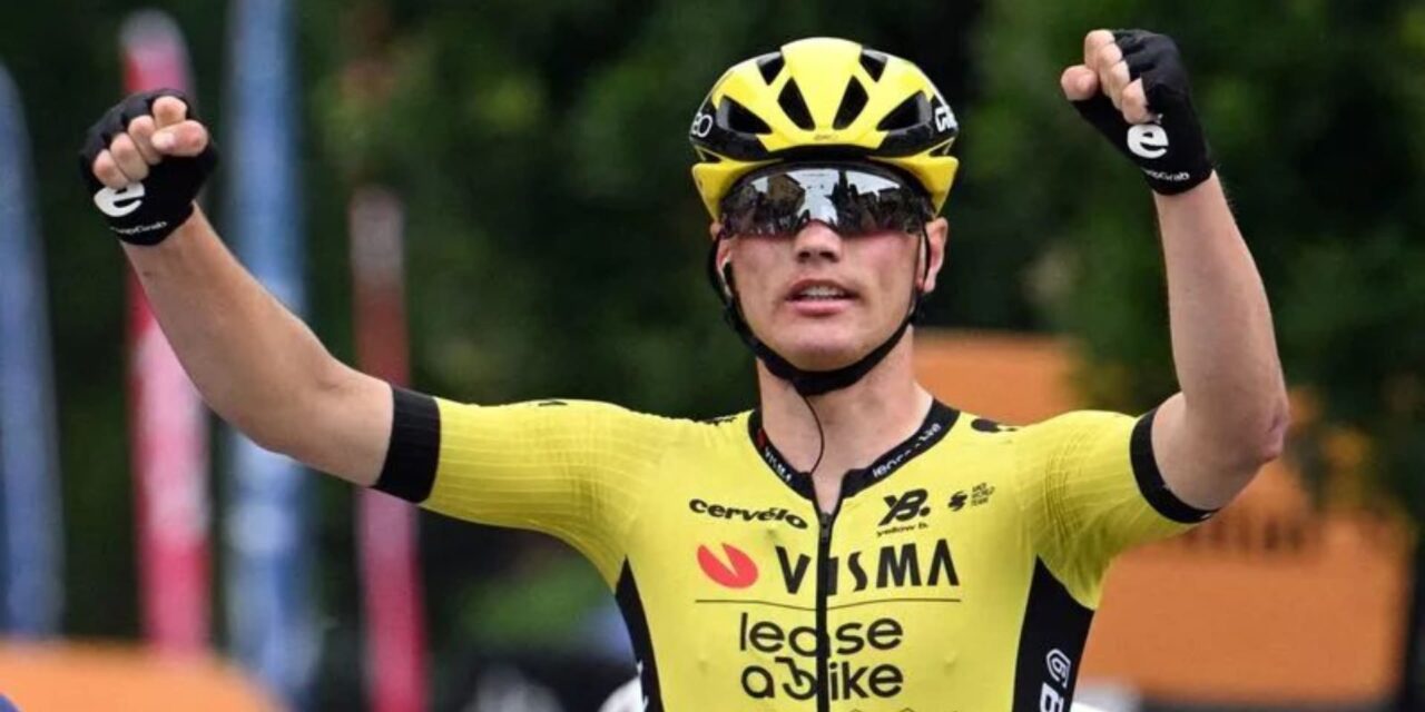 Mexicano Del Toro conserva liderato del Giro en etapa ganada por Kooij al sprint sobre Van Uden