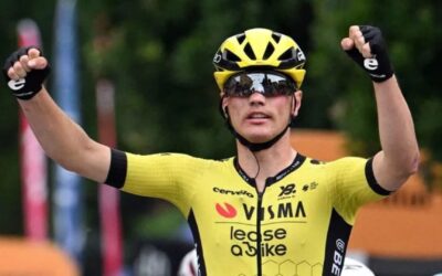 Mexicano Del Toro conserva liderato del Giro en etapa ganada por Kooij al sprint sobre Van Uden