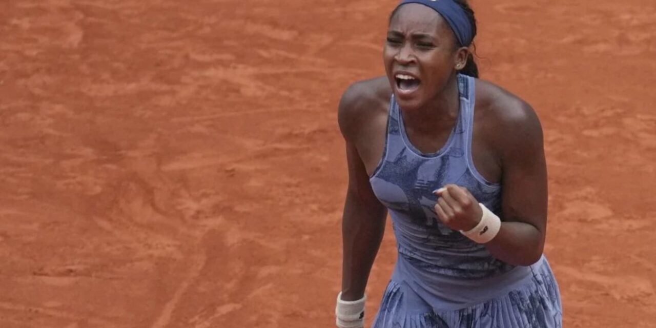 Coco Gauff supera un difícil segundo set y avanza a la segunda semana en el Abierto de Francia