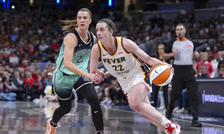 Jones anota 26 puntos, Ionescu anota tiros libres ganadores y Liberty vence a Fever 90-88