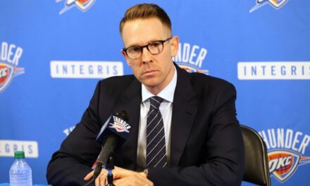 Sam Presti del Thunder elegido como ejecutivo del año de la NBA