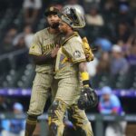 Gavin Sheets tiene 4 carreras impulsadas, Martín Maldonado conecta HR de 2 carreras y Padres vencen a Rockies 13-9