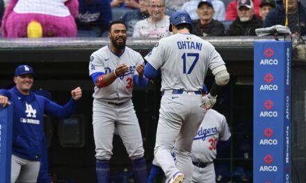 Ohtani conecta su 20mo jonrón para liderar las mayores y Dodgers doblegan 9-5 a Guardianes