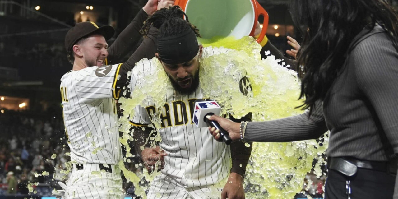 Tatis conecta jonrón de 2 carreras para dar a Padres victoria 6- 4 sobre Angelinos